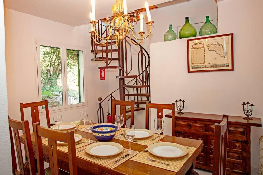 Villa Cecylia 에스 카누텔스 외부 사진